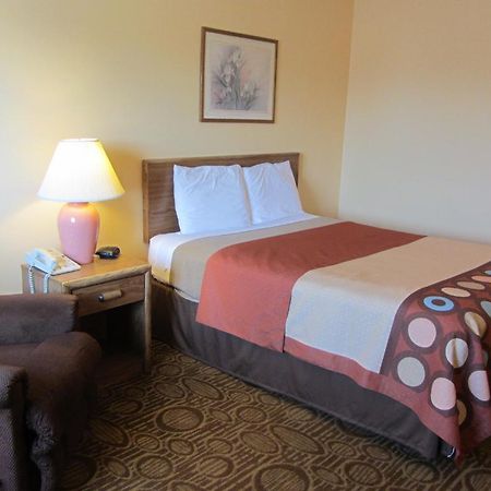 Super 8 By Wyndham Dalhart Motel Bagian luar foto