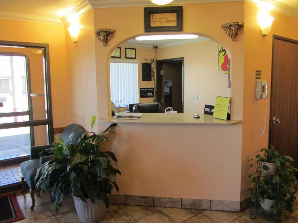 Super 8 By Wyndham Dalhart Motel Bagian luar foto