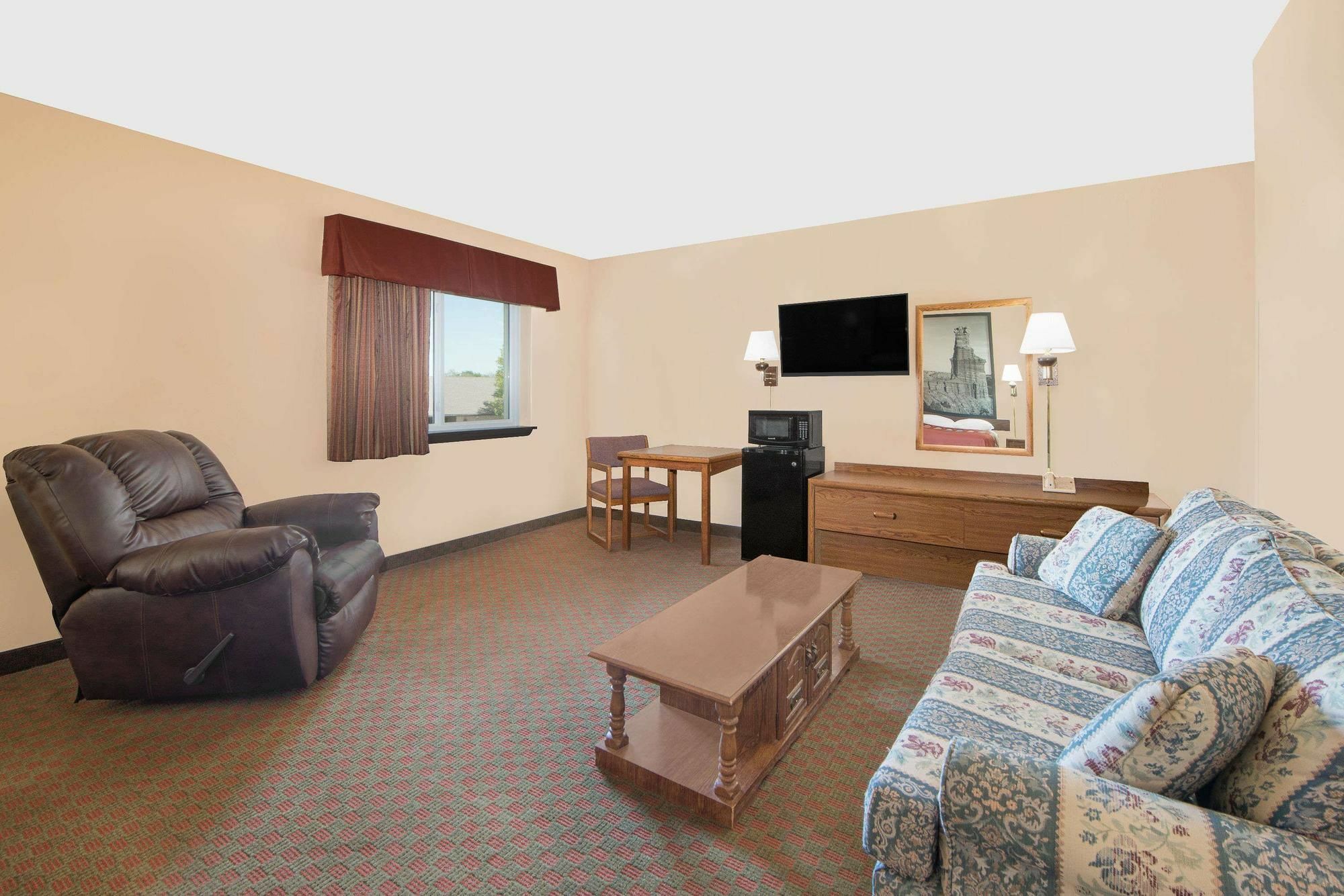 Super 8 By Wyndham Dalhart Motel Bagian luar foto